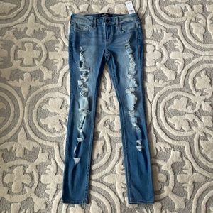 Hollister Jeans NWT